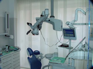 Studio Odontoiatrico Dr. Vecchi e Dr.ssa De Vecchi
