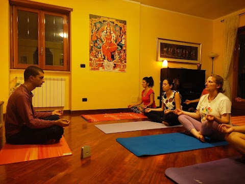 Corso Yoga SATYASVARA - Roma Prato Fiorito