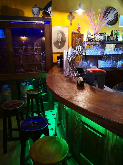 Claddagh Restaurant, Drink & Pub