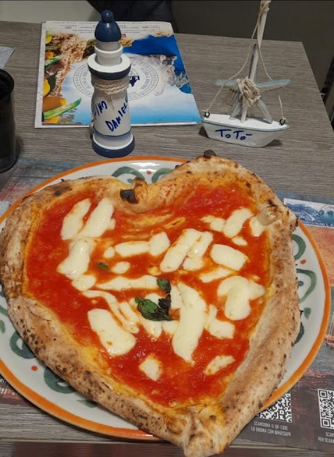 Pizzeria Kapri 010 - Pizza D’asporto, a Domicilio, con posti a Sedere & Friggitoria