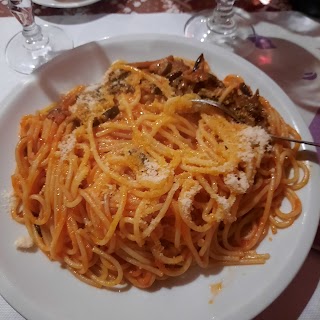 Ristorante cinese pizzeria Fiorita Borgo Dora Snc