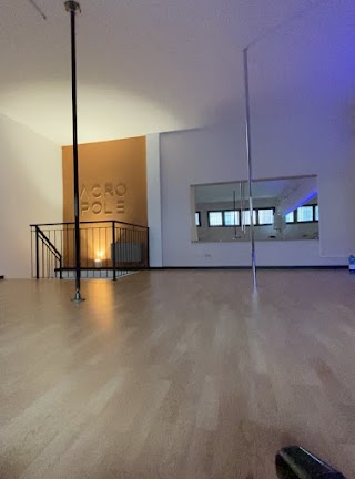 Acropole Padova Pole dance studio