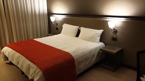 Zara Rooms & Suites