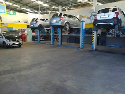 Centro Assistenza Opel Tomei