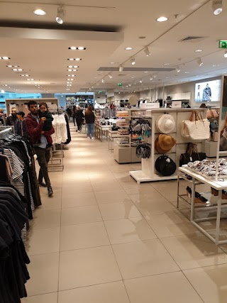 H&M