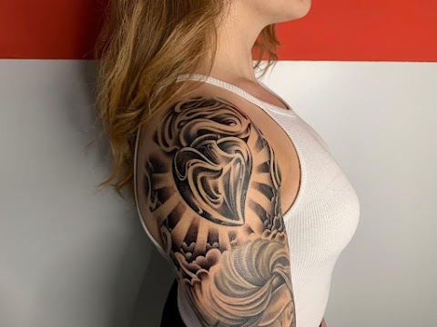 Free Hand Tattoo di Simone Scarcioni