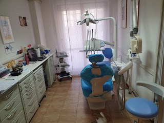 Studio Dentistico Dr.ssa Aniko Rabi