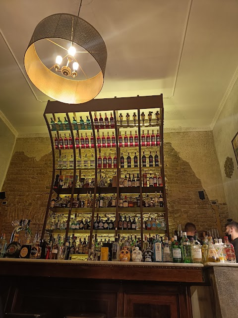 Clover Cocktail Bar