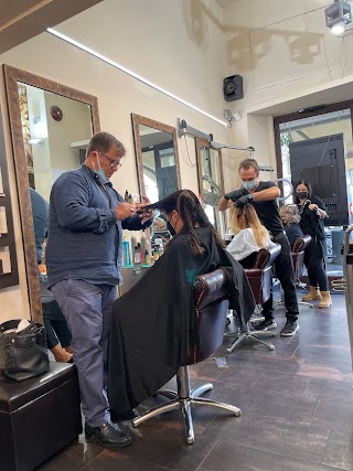 Parrucchiere Bleach Hair Salon Firenze Pino Raiano Extension e infoltimento capelli e ciglia