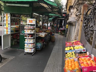 Minimarket fruite and drink