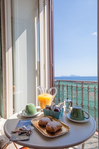 NapoliCentro Mare - Sea View Rooms & Suites