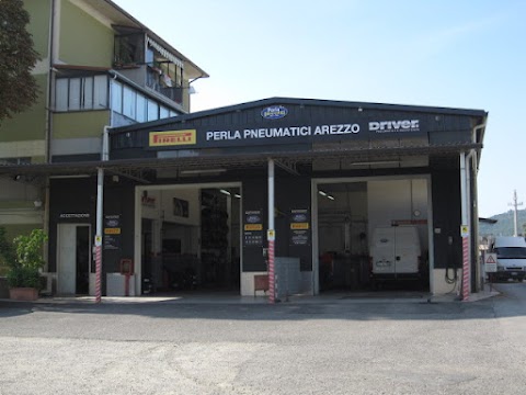 PERLA PNEUMATICI AREZZO SRL - Driver Center Pirelli