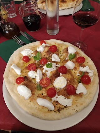 La Rustica Pizzeria Osteria