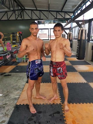 VIVENZIO GYM MUAY THAI BOXING