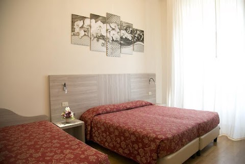 LILIUM HOTEL - Firenze Centro Storico