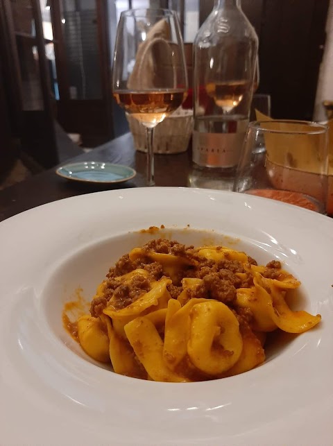 Osteria ritrovata di du butò