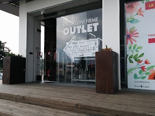 Magazzini Firme Outlet - San Zeno