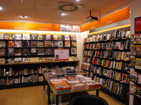 laFeltrinelli Libri e Musica