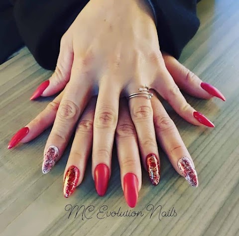 MC Evolution nails-RIcostruzione Unghie Frascati