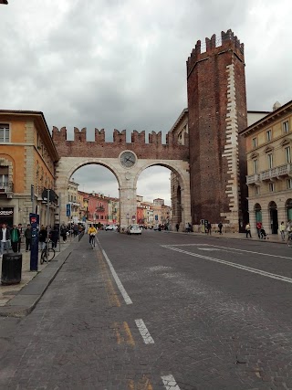 Cento passi dall' Arena