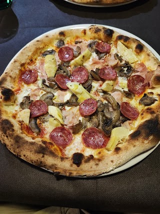 Pizzeria Ristorante La Piazzetta