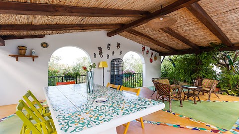 villa Erca di Beatrice :appartamento con piscina e giardino in villa d'epoca ,