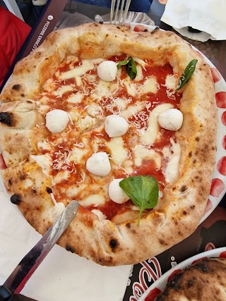 Pizzeria Errico Porzio | Vomero Pizzeria