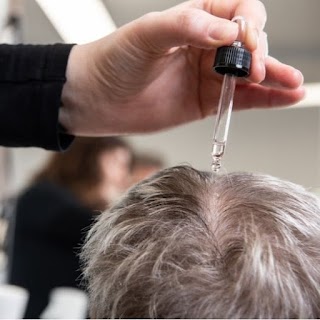 Simone Parrucchiere - Uomo Donna - Hairdresser