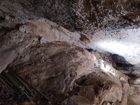 Parco Archeologico e Naturale di Santa Maria di Agnano