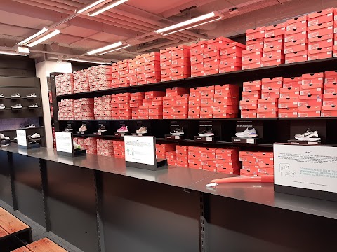 Nike Factory Store