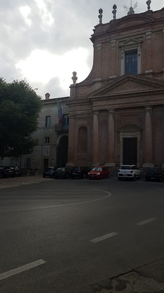 Piazza Della Università