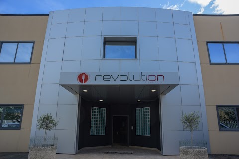 REVOLUTION NEW FOOD