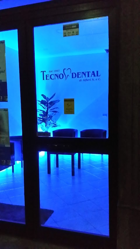 Tecnodental Alfieri | Dentista Novara