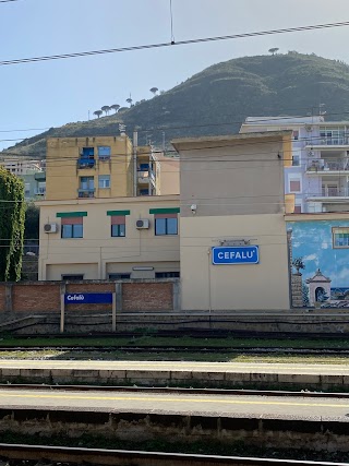 Stazione Ferroviaria di Cefalù