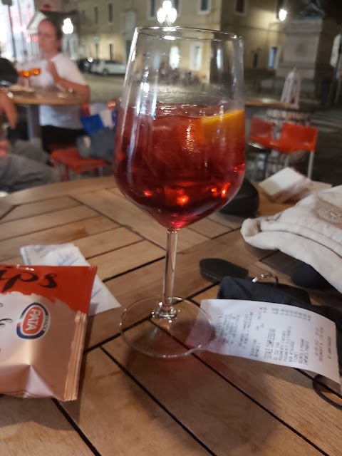 Wine Bellini