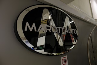 Marottauto Showroom - Concessionaria Ufficiale Opel e Suzuki - Auto nuove e usate