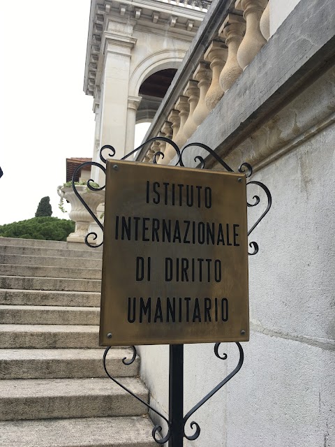 Istituto Internazionale Di Diritto Umanitario