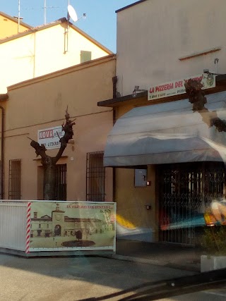 Pizzeria Del Centro Di Mani Massimo