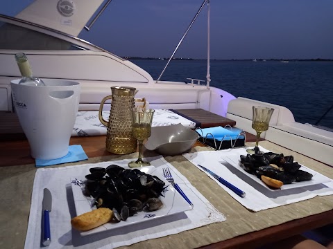 Escursione e Noleggio Yacht, Porto Cesareo - Vip Charter