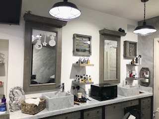 Vito Simeoli Saloon