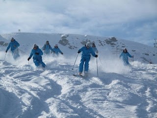 Parallel Lines Ski and Snowboard School