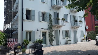 Rooms and Breakfast - Il Punto B&B Peschiera del Garda