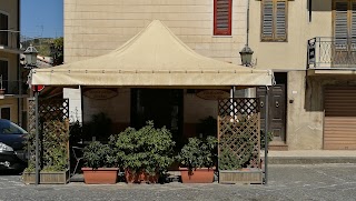 Bar Pasticceria Gelateria Di Ministeri Salvatrice