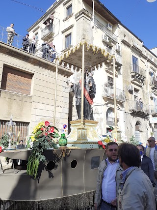 Centro Spedizioni - Confronta Risparmia Spedisci -