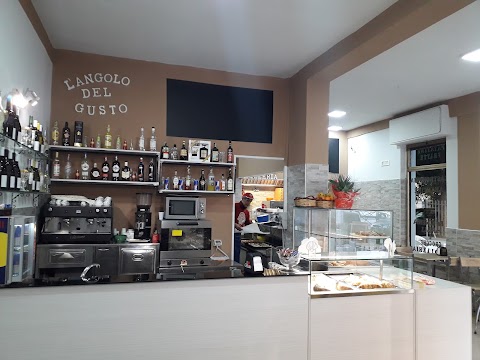 L' ANGOLO DEL GUSTO BAR.DRINKERIA - PIZZERIA - POLLERIA - PANINERIA - GASTRONOMIA - FRIGGITORIA