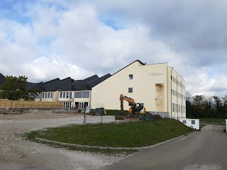 Liceo Statale Francesco Corradini (Via Milano, sede centrale)