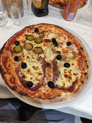 Pizzeria Ristorante Roxy