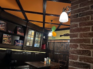 BEER HOUSE ~ IRISH PUB ~ Arcade zone