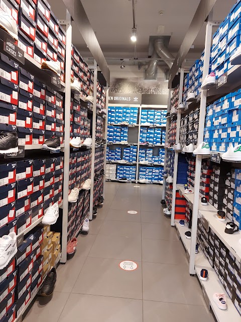 adidas Outlet Store Aiello del Friuli