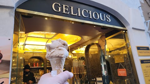 Gelicious Gelateria Artigianale Creperie